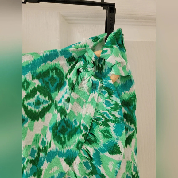 Zara Green Ruffled Printed Skort NEW - Picture 9 of 10